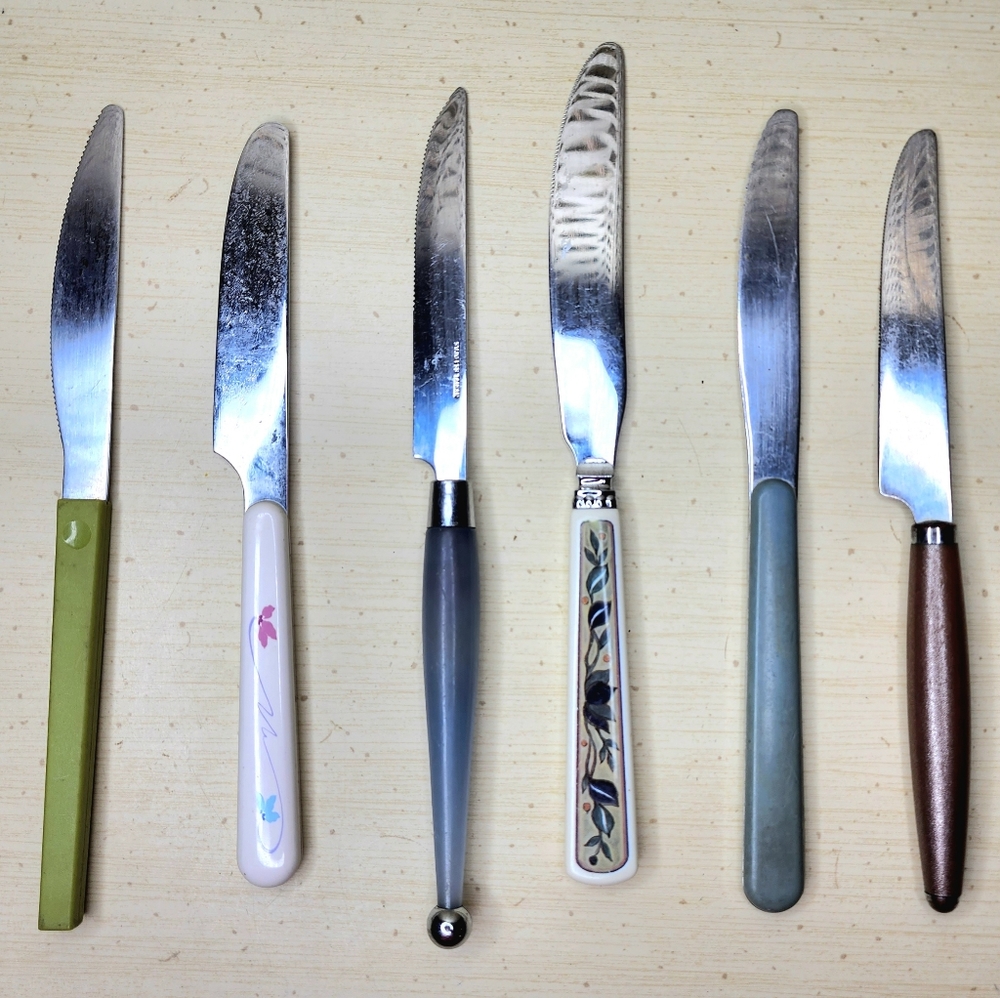 Mid Century Butter Dinner Knives Assorted Lot Of 6